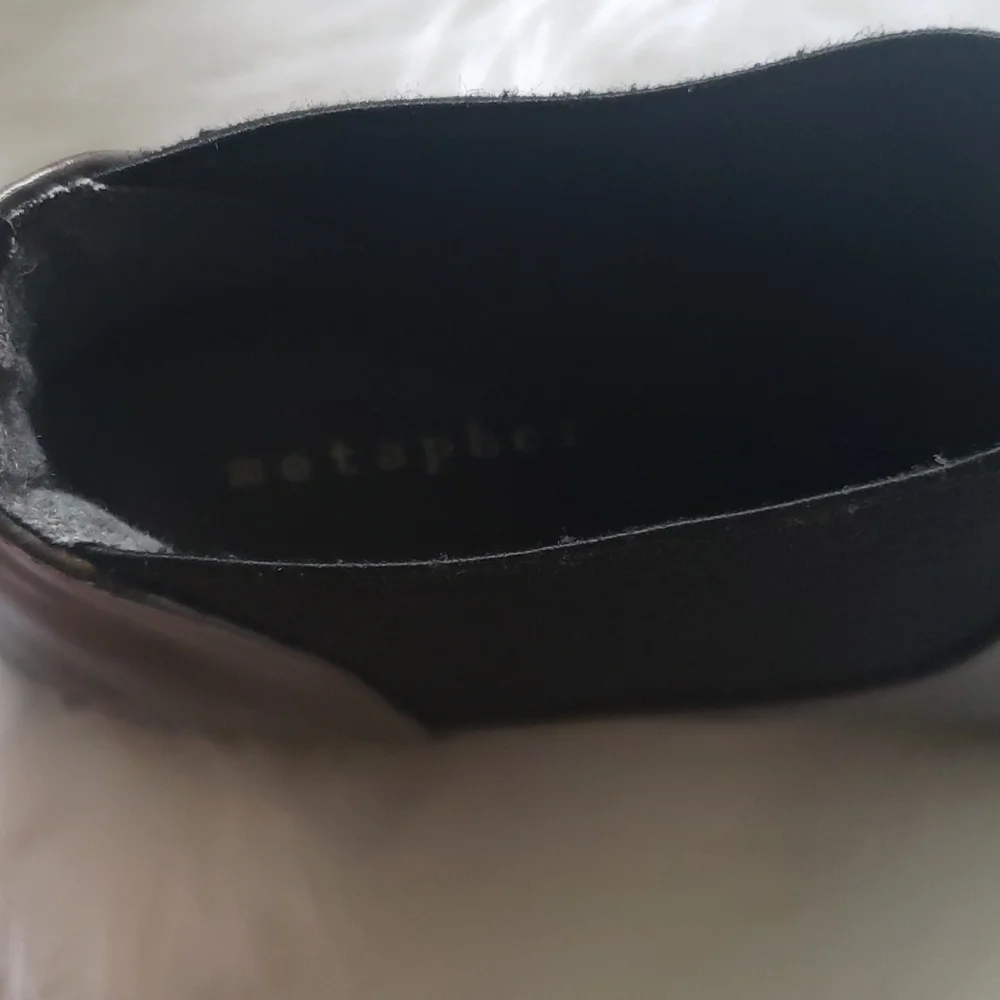 Metaphor Shoes - Picture 5 of 7